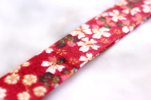 Charger l'image dans la galerie, Bracelet coton - Rouge fleuri