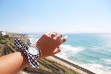 Charger l'image dans la galerie, Montre Bella Julia - Vichy noir et blanc