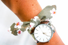 Charger l&#39;image dans la galerie, Bracelet coton - Fleurs de cerisier
