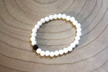 Charger l&#39;image dans la galerie, Bracelet &quot;Douceur&quot; - Agate blanche
